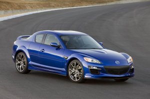 2010-Mazda-RX-8-027.